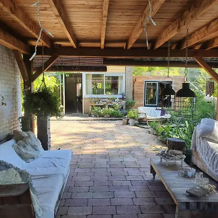 Mark's Place Άπελντουρν