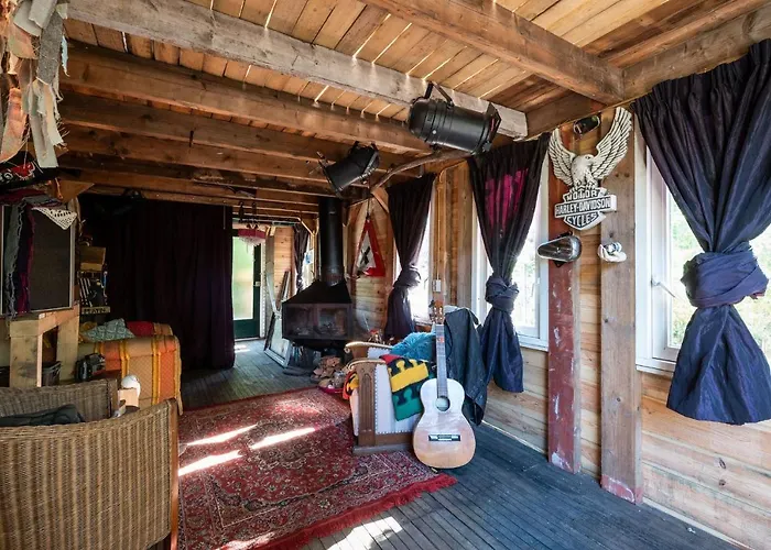 Mark's Place Bed & Breakfast